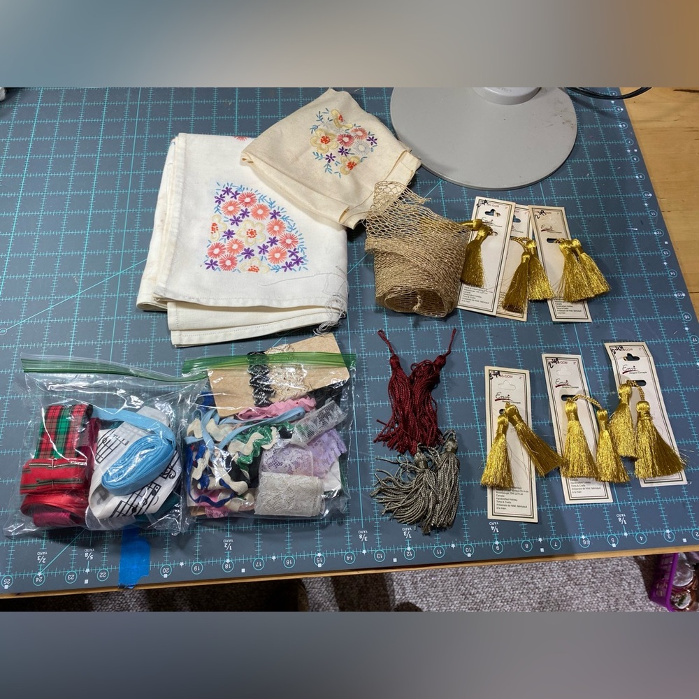 Fiber Arts Lot for arts and crafts